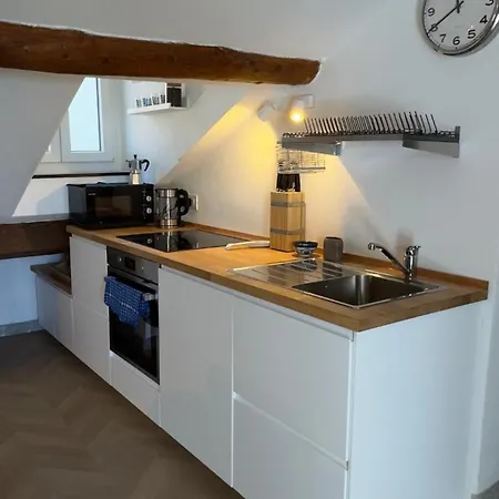 Daire Romantic Loft Sea View Nervi