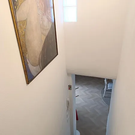 Romantic Loft Sea View Nervi Daire *